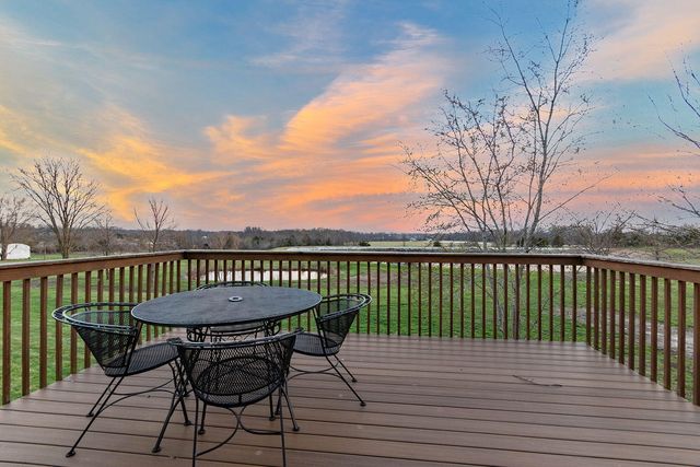 2800 S OLIVET RD, Columbia, MO 65201