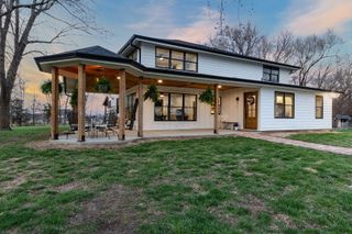 2800 S OLIVET RD, Columbia, MO 65201