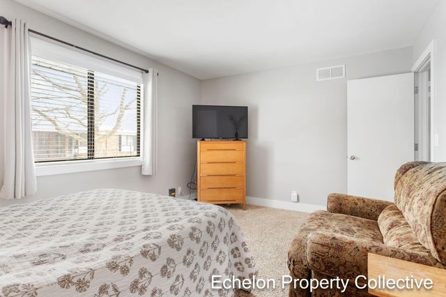 95 Old Mill Drive 5, Holland, MI 49423