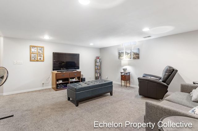 95 Old Mill Drive 5, Holland, MI 49423