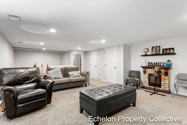 95 Old Mill Drive 5, Holland, MI 49423