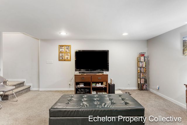 95 Old Mill Drive 5, Holland, MI 49423