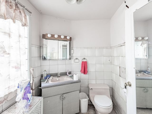 1824 S Austin Boulevard, Cicero, IL 60804