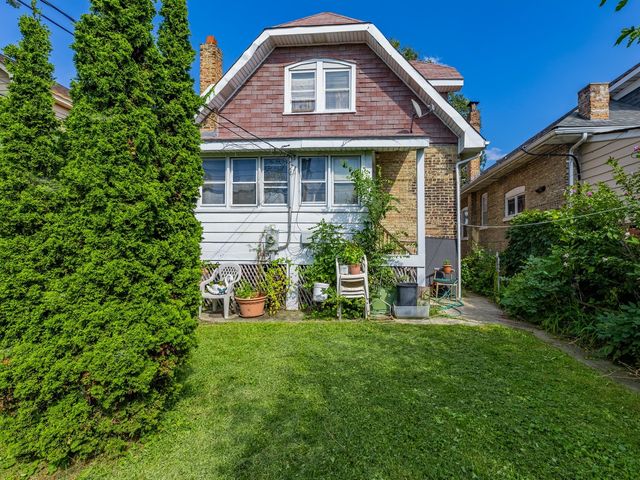 1824 S Austin Boulevard, Cicero, IL 60804