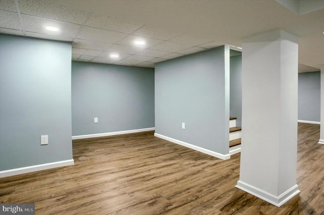 2400 LINGLESTOWN RD, Harrisburg, PA 17110