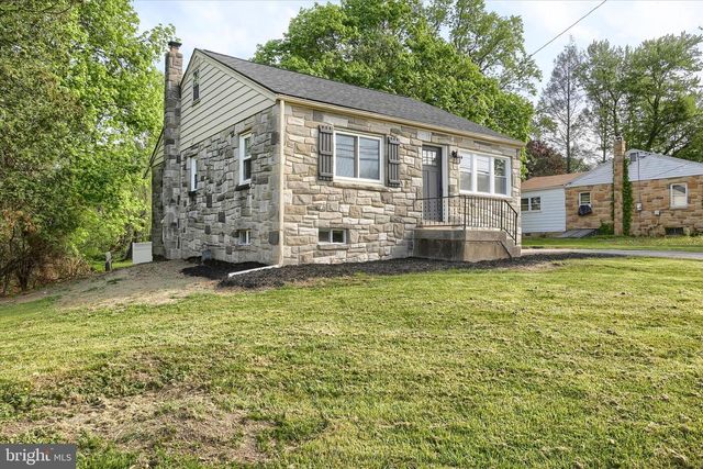 2400 LINGLESTOWN RD, Harrisburg, PA 17110