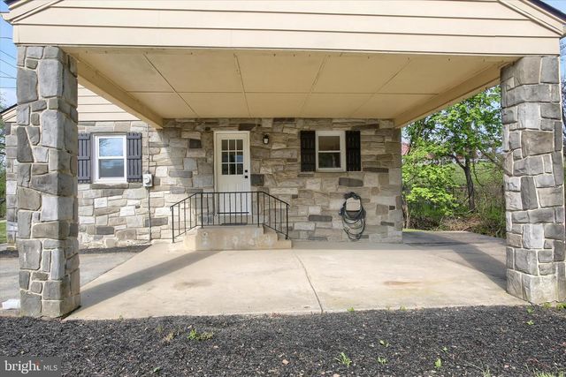2400 LINGLESTOWN RD, Harrisburg, PA 17110