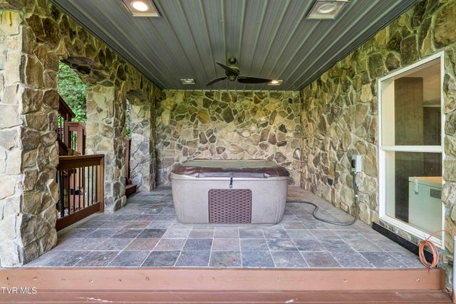 162 Cable Hollow Road, Butler, TN 37640