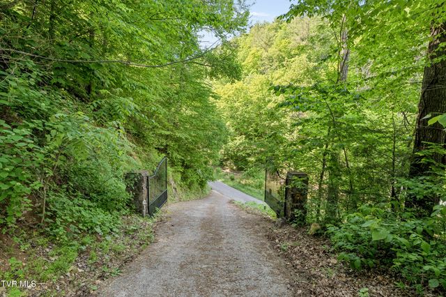 162 Cable Hollow Road, Butler, TN 37640