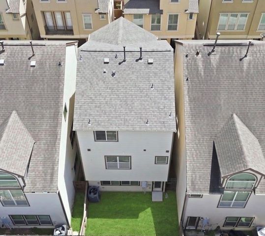 6363 Fairdale Lane L, Houston, TX 77057