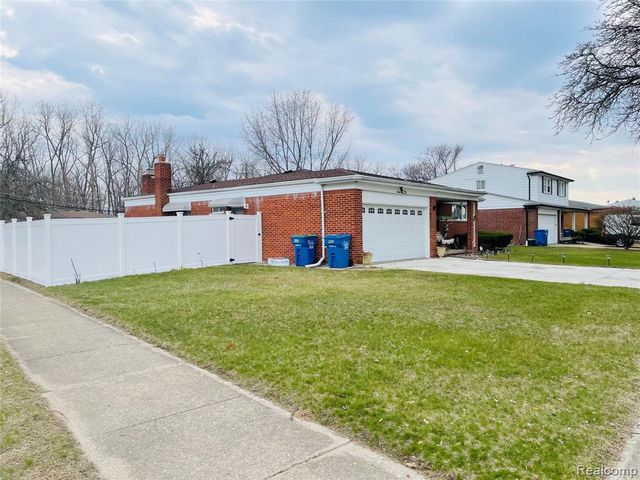 2630 Antonia Lane, Warren, MI 48091