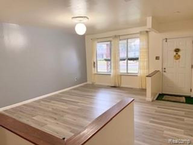 2630 Antonia Lane, Warren, MI 48091