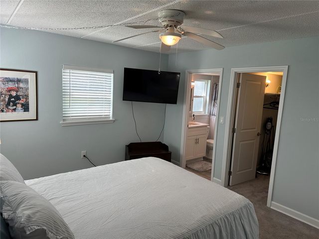 6930 PLACE DE LA PAIX 1A, South Pasadena, FL 33707