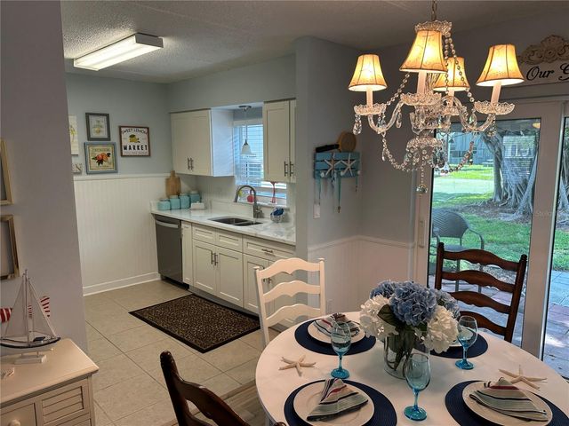 6930 PLACE DE LA PAIX 1A, South Pasadena, FL 33707