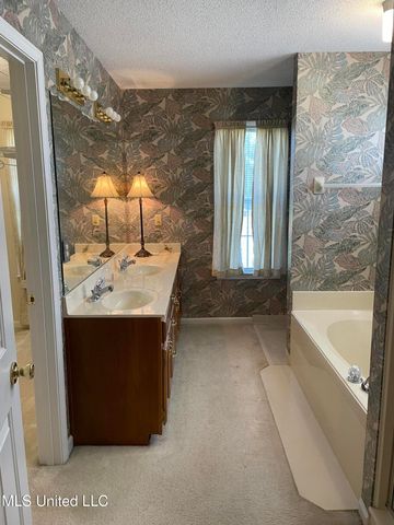 5841 S Blocker Street, Olive Branch, MS 38654