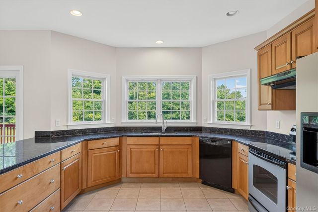 6 Dorian Way, Campbell Hall, NY 10916