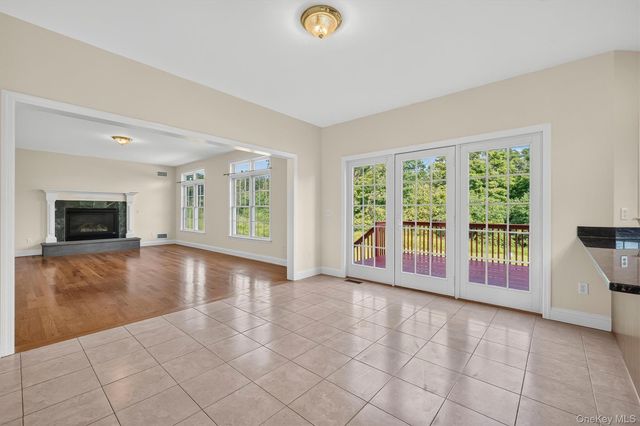 6 Dorian Way, Campbell Hall, NY 10916
