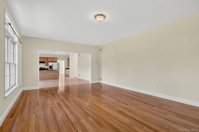6 Dorian Way, Campbell Hall, NY 10916
