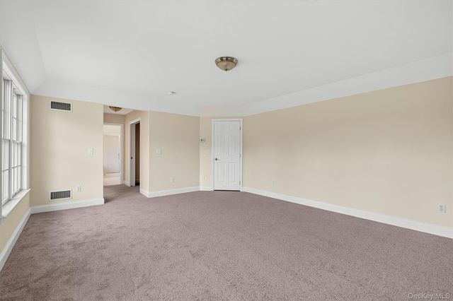 6 Dorian Way, Campbell Hall, NY 10916