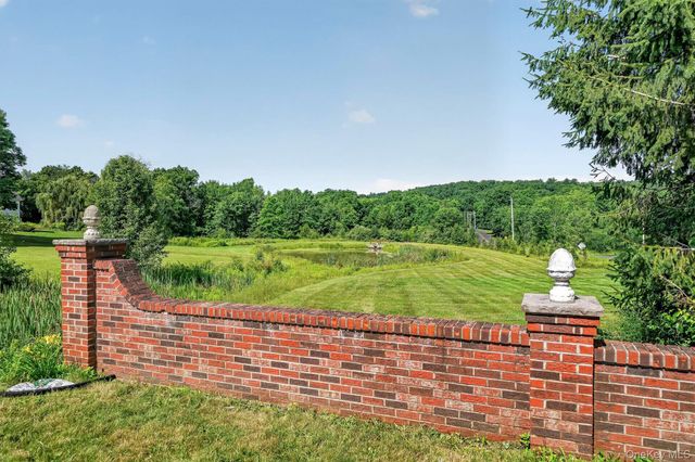 6 Dorian Way, Campbell Hall, NY 10916