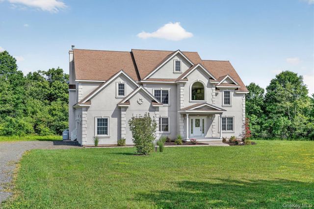 6 Dorian Way, Campbell Hall, NY 10916