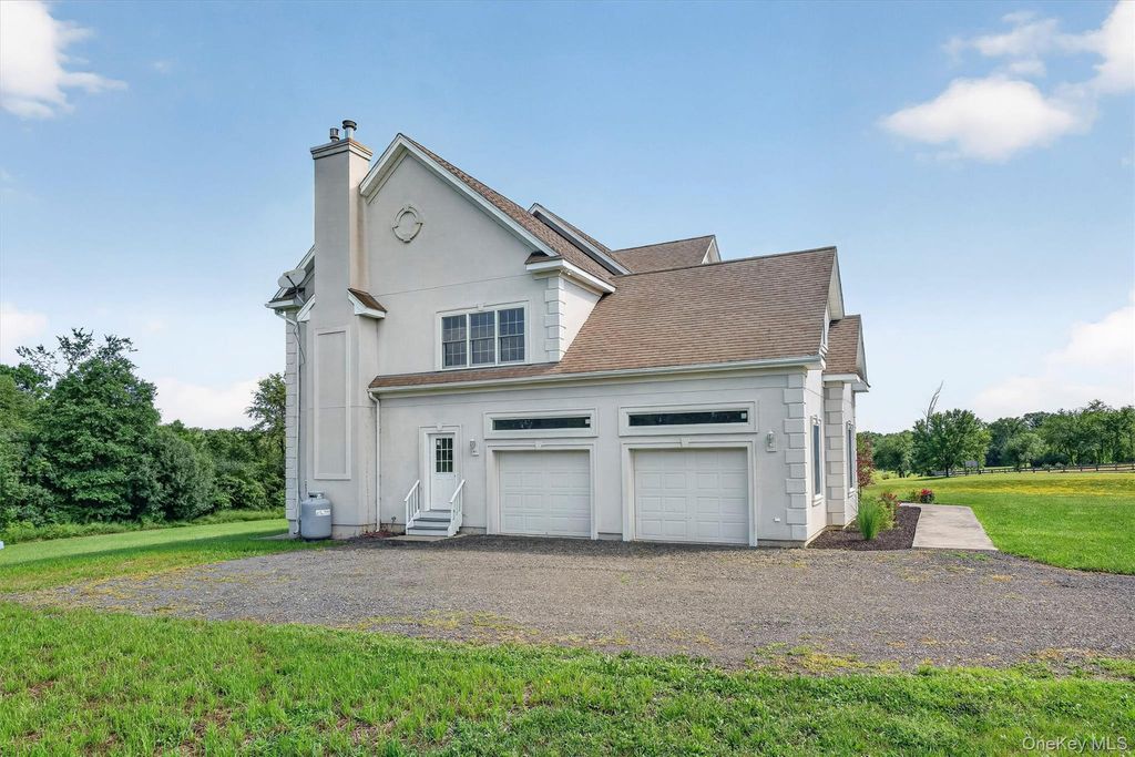 6 Dorian Way, Campbell Hall, NY 10916 — photo 2