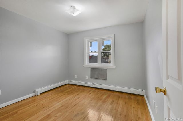 3546 Huguenot Avenue 2nd Floor, Bronx, NY 10475