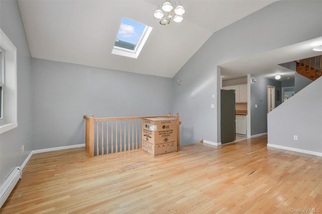 3546 Huguenot Avenue 2nd Floor, Bronx, NY 10475