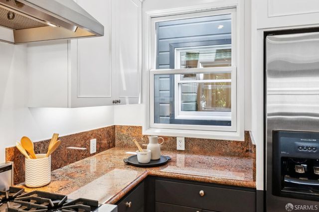 137 Randall Street, San Francisco, CA 94131