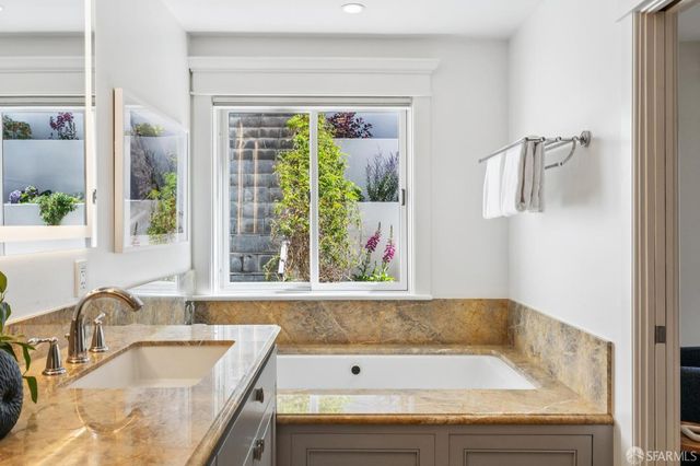 137 Randall Street, San Francisco, CA 94131