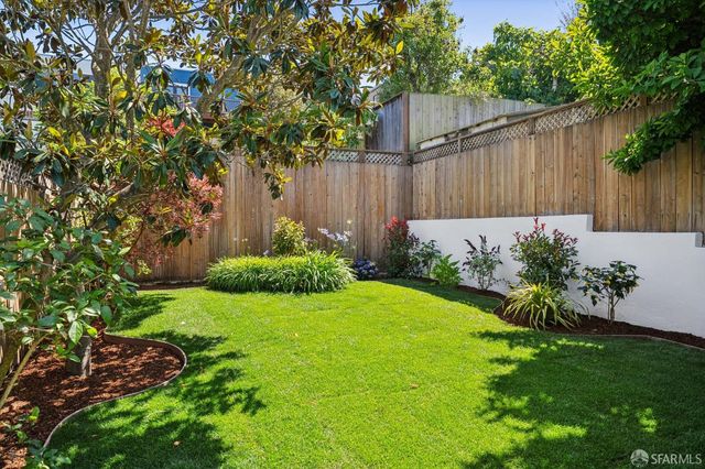 137 Randall Street, San Francisco, CA 94131