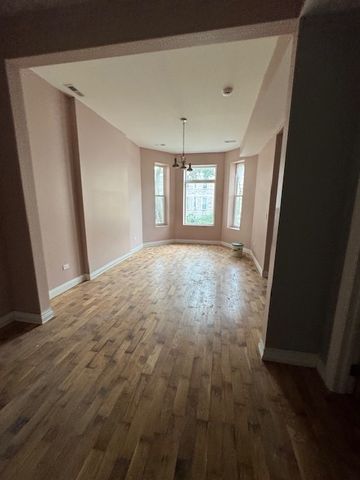 1921 S Saint Louis Avenue, Chicago, IL 60623