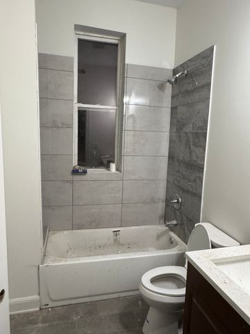 1921 S Saint Louis Avenue, Chicago, IL 60623