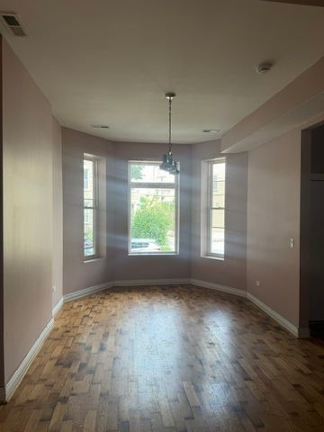 1921 S Saint Louis Avenue, Chicago, IL 60623
