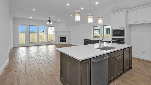 42660 Reminiscent Lane, Magnolia, TX 77354