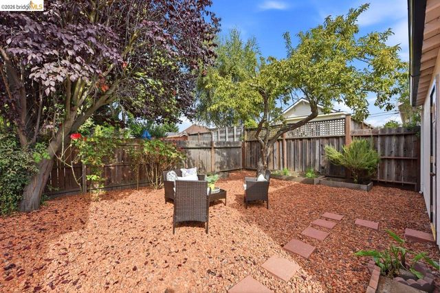 1028 57Th St, Oakland, CA 94608