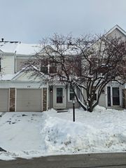 44 E Shagbark Lane, Streamwood, IL 60107