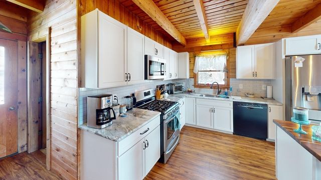 544 South Rd, Ashby, MA 01431