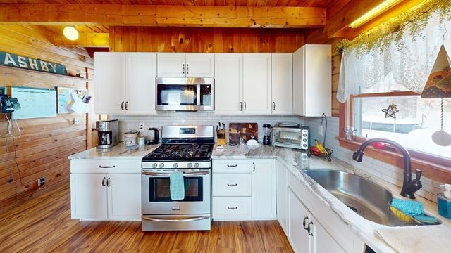 544 South Rd, Ashby, MA 01431