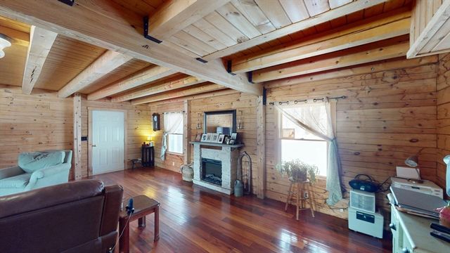 544 South Rd, Ashby, MA 01431