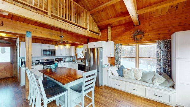 544 South Rd, Ashby, MA 01431