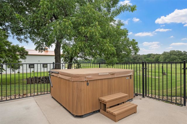 110 PR 3661 Road, China Spring, TX 76633
