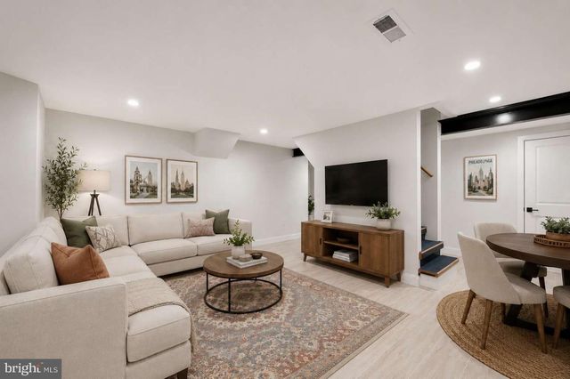 1612 E CLIVEDEN ST, Philadelphia, PA 19150
