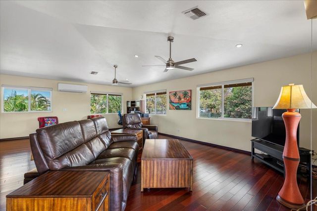 99 Honuea Pl, Kihei, HI 96753