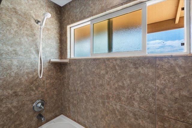 99 Honuea Pl, Kihei, HI 96753