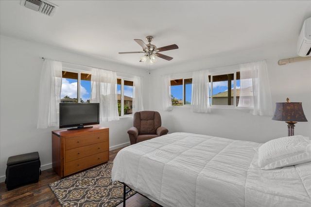 99 Honuea Pl, Kihei, HI 96753