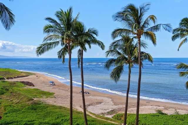 99 Honuea Pl, Kihei, HI 96753