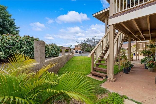 99 Honuea Pl, Kihei, HI 96753