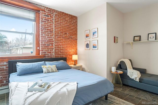 3249 W Fairview Place 111, Denver, CO 80211