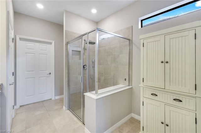 9368 Night Heron LN, Naples, FL 34120